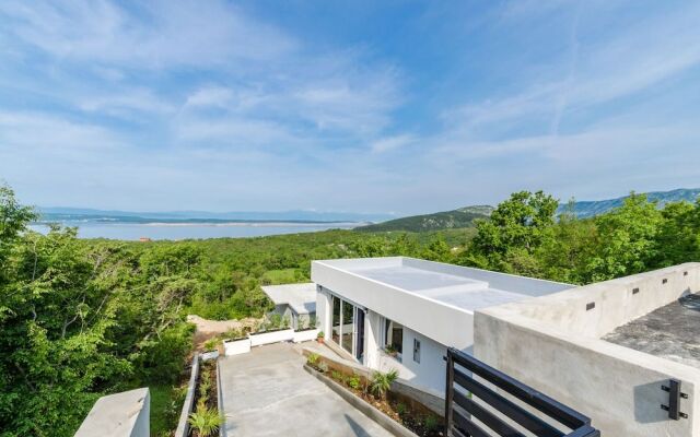 Holiday House Linda