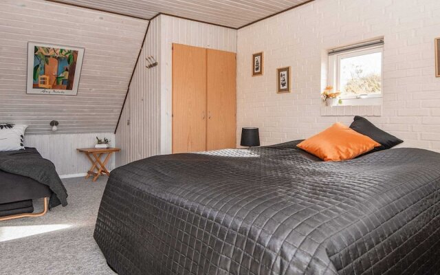 5 Person Holiday Home in Henne