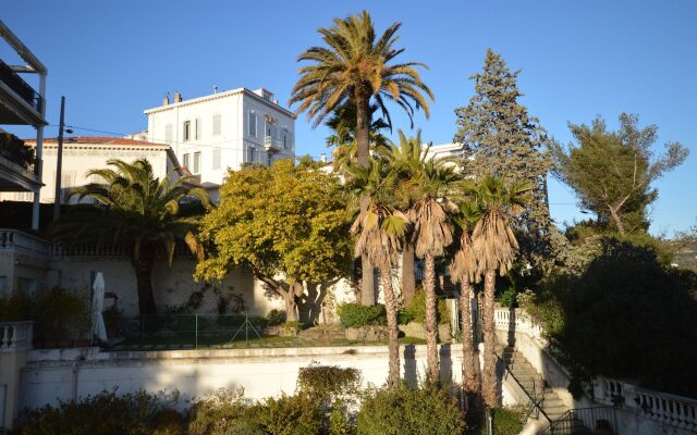 Three-bedroom apartment Super Cannes