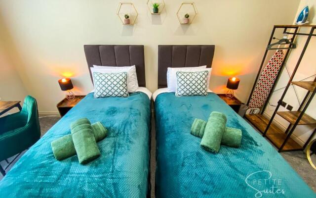The Wild Fauna Suite - Petite Suites