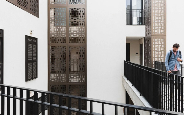 Netas Art by TLV2RENT