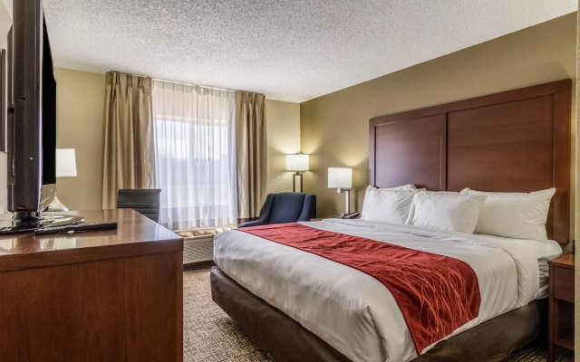 All American Inn & Suites Norwalk