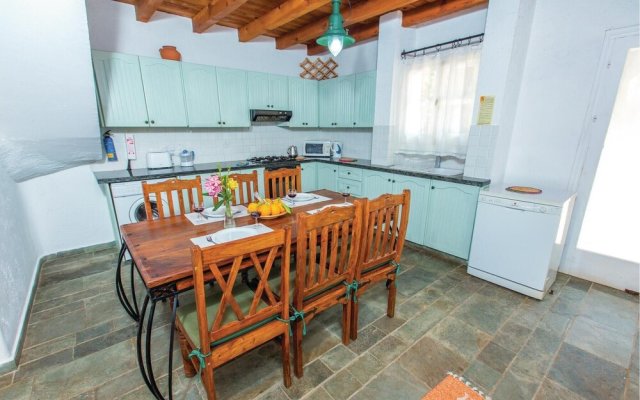 Awesome Home in Pomos With Wifi and 3 Bedrooms
