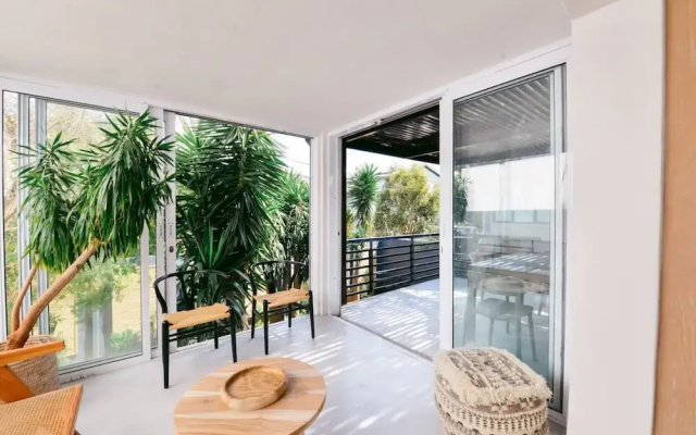 Serene Oasis Nestled Under Table Mountain