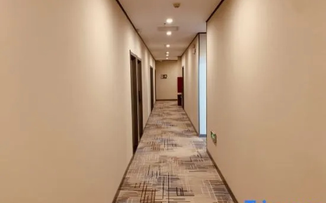 Yiju Hotel (Shijiazhuang Zhonghua North Street Branch)