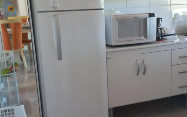 Aluguel Casa Garopaba - 7 quadras do mar