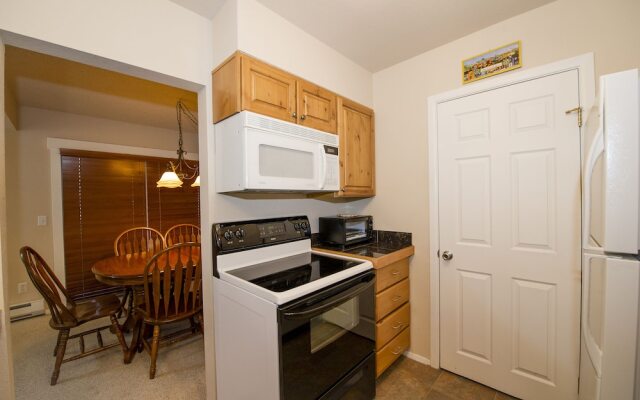 Base 9 #B103 by RedAwning