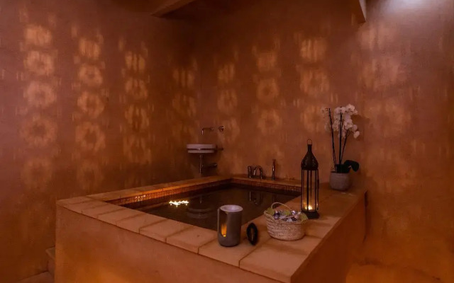 Yartan Boutique Hotel