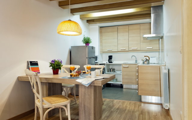 MH Apartments Liceo