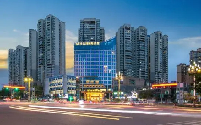 Vienna International Hotel (Yibin Changning High-speed Railway Station)