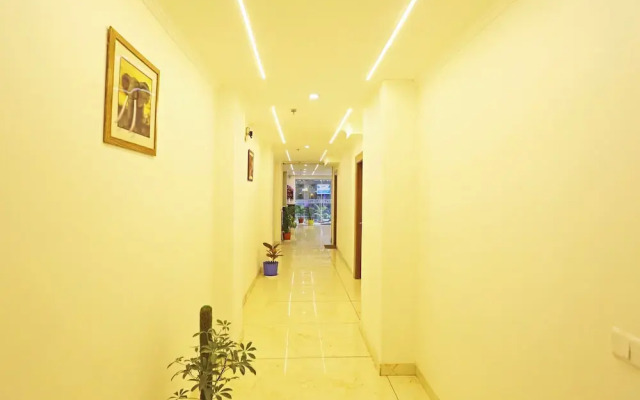Hotel Decent Suites - Delhi Airport