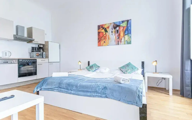 Comfy 2BR Flat Belvedere Vicinity