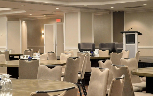 Delta Hotels by Marriott Montreal