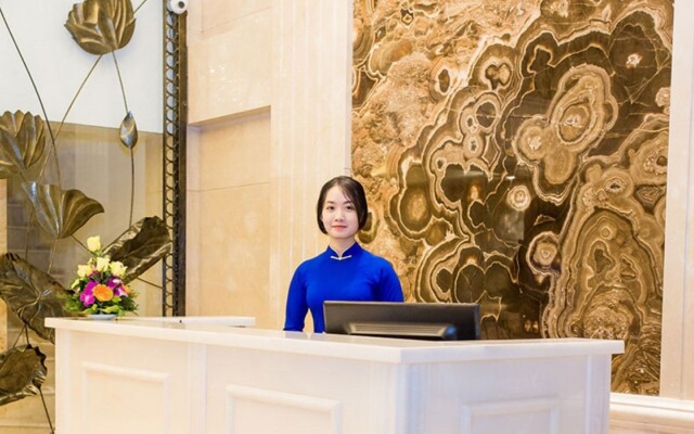 Little Hanoi Deluxe Hotel