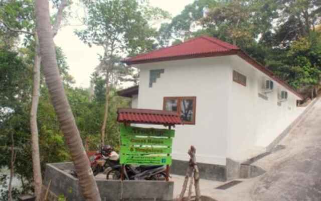 Treetop Guesthouse and Bungalows