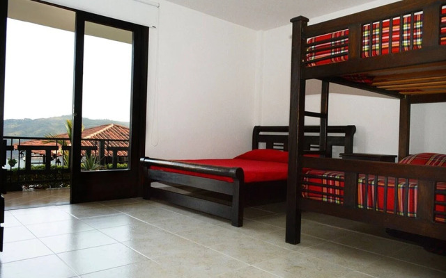 Finca Lago Calima With Excellent View