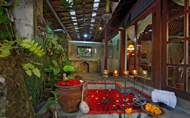 The Mahogany Villa