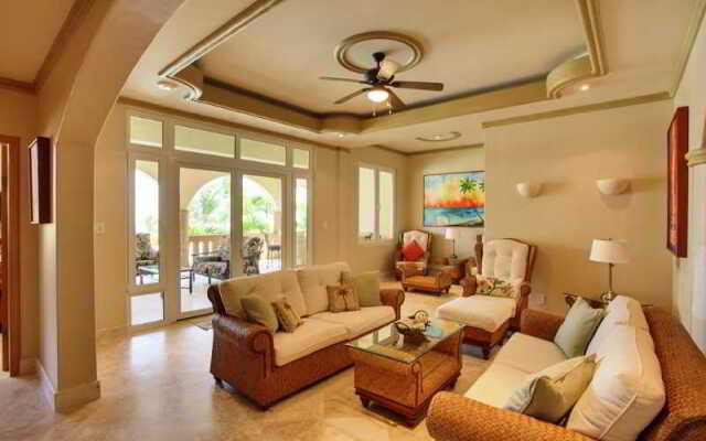 Belizean Cove Estates