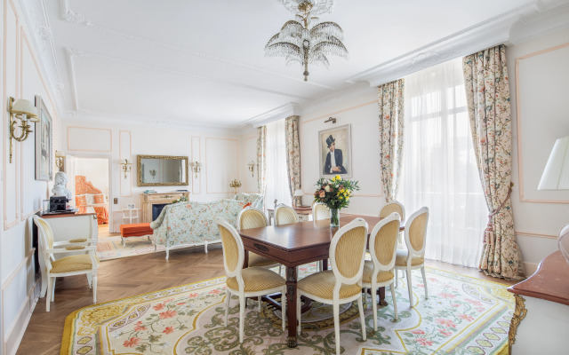 Отель El Palace Barcelona