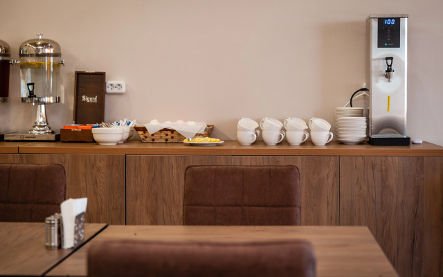 Crystal Hotel by Family Pride Inn Feodosia