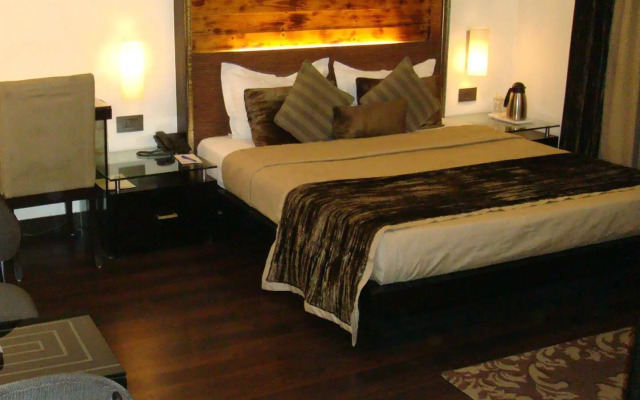Shreyans Inn