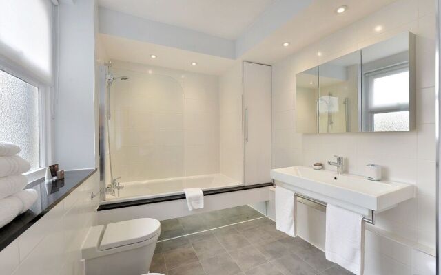 Chiltern Street Apartments