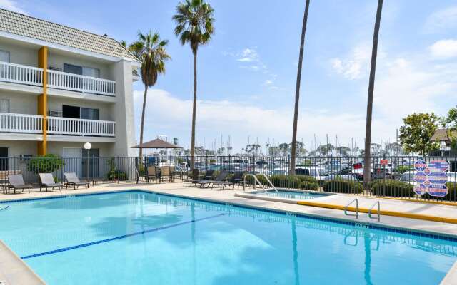 Dana Point Marina Inn