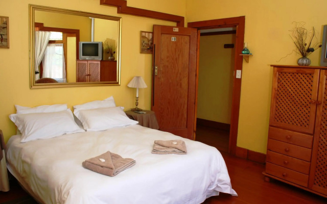 Flintstones Guest House Durban