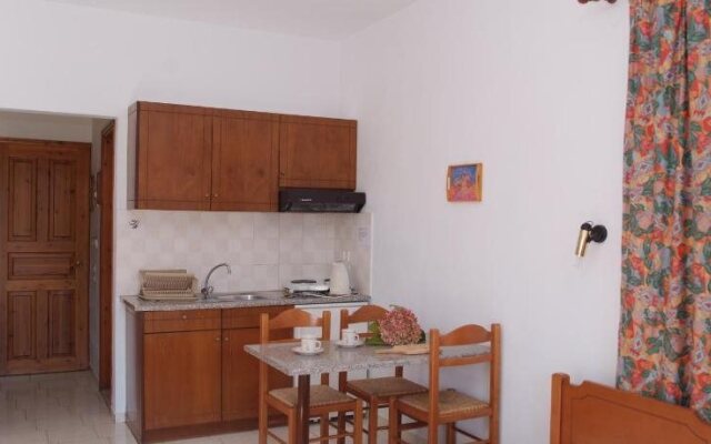 Studios Charoula