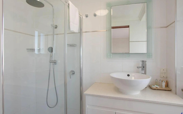 Sapphire Waters Unit 3