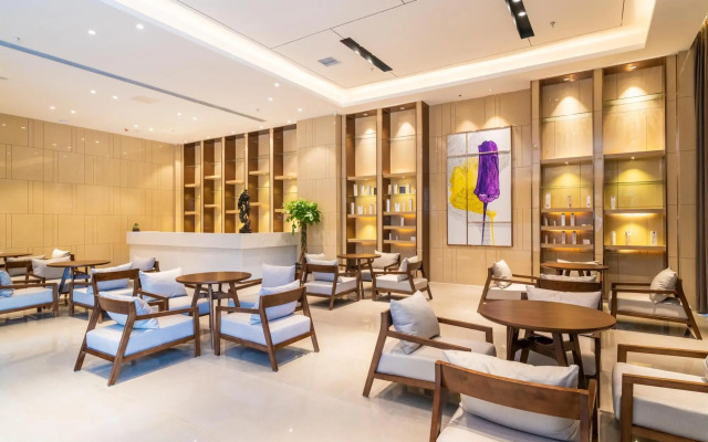 Lavande Hotels· Guizhou Anshun Xi Railway Station