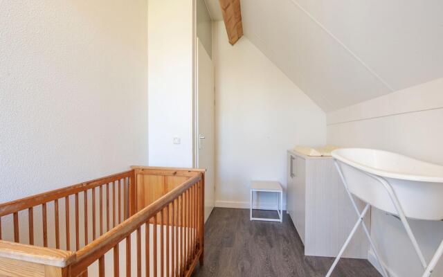 Comfy Kidsvilla Near the Beach