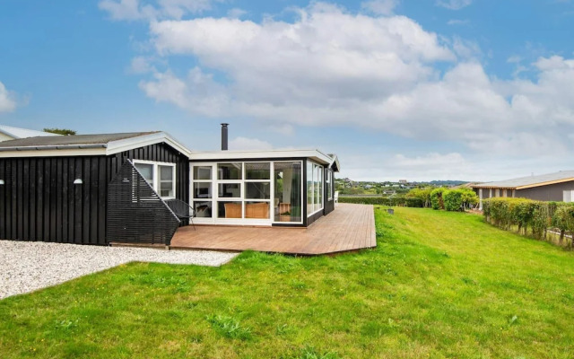 6 Person Holiday Home in Ebeltoft