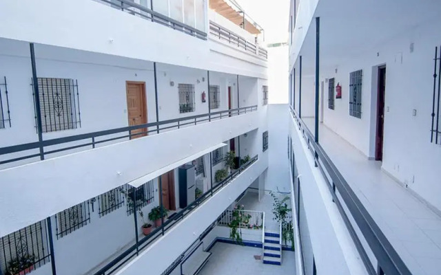 Luminoso y fresco apartamento en 2ª línea de playa