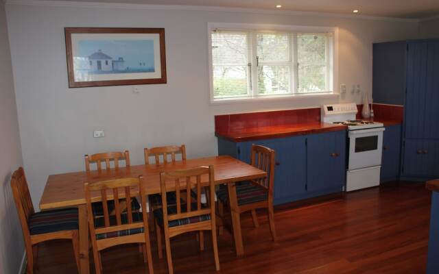 16 Torquay Tce