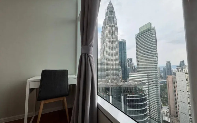 Sky Suites KLCC by Easy Nap