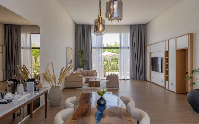 NOMMOS Beach RESORT & POOL CLUB