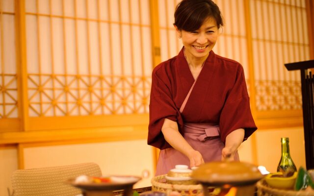 Oshuku Onsen Kawacho Natural Hot Spring