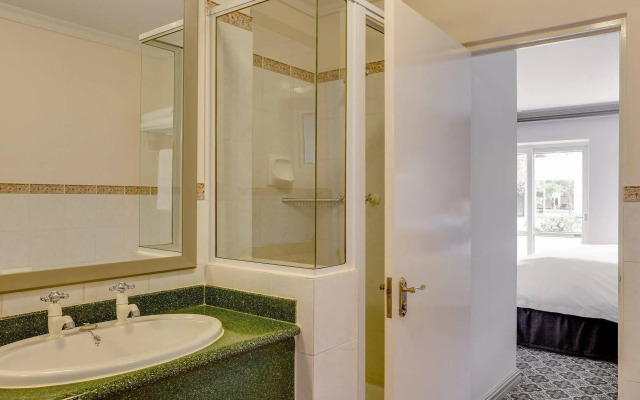 Protea Hotel by Marriott Cape Town Mowbray