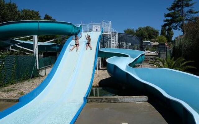 Camping de l'Eve****