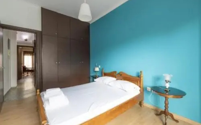 Fully Renovated 2 Bedroom Apt in Piraeus