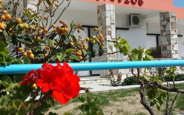 Nikos Studios