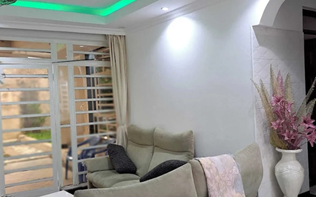 Lux Suites Utawala Private Residence