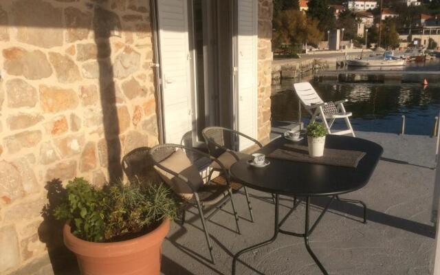 Apartment Zana