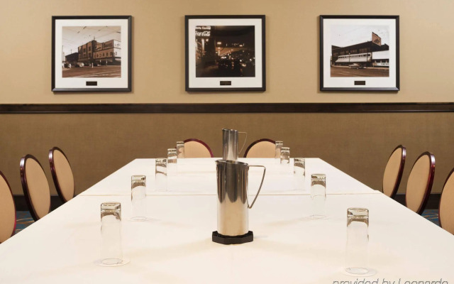 Sheraton Hotel Minneapolis Midtown