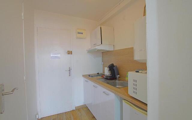 Beau studio à 1 minute de la plage