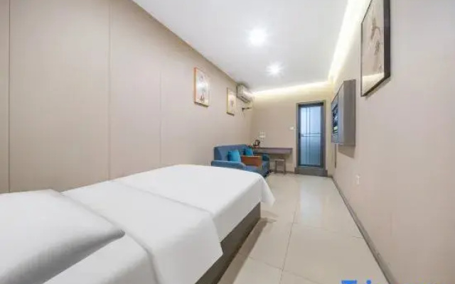 Zhumadian Yaxuan Express Hotel