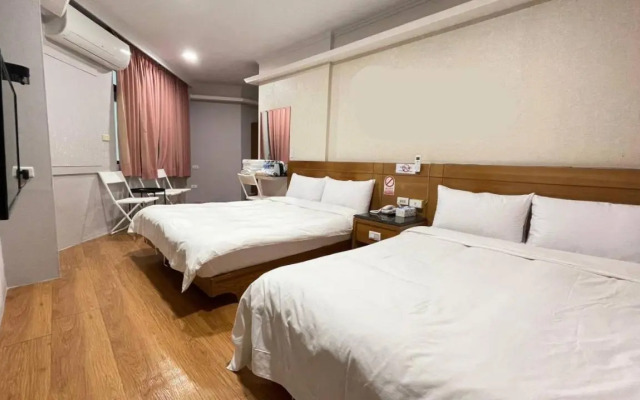 Fu Feng Hotel