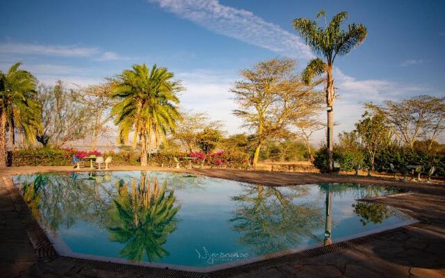 Jacaranda Lake Elementaita Lodge