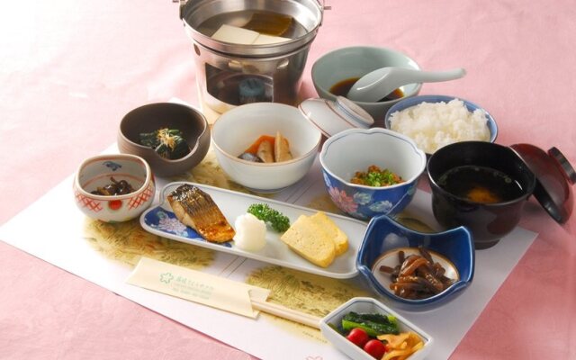 Takato Sakura Hotel